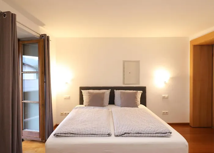 Fantastic Garden Friends & Family Apartment